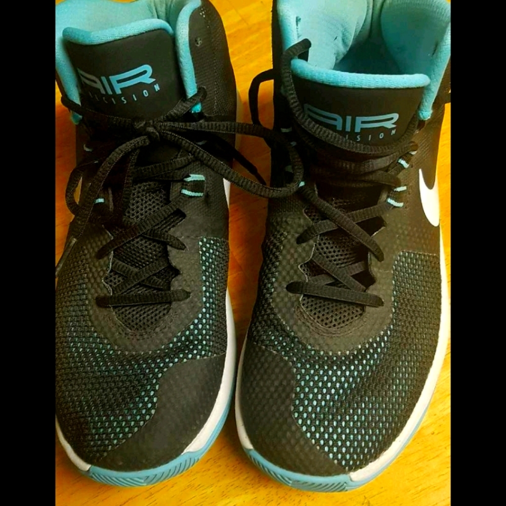 Nike Air Precision